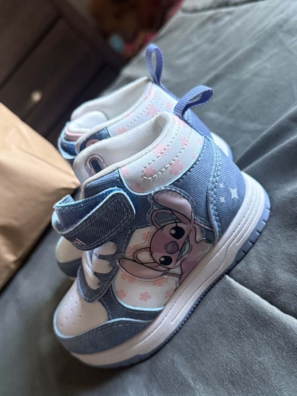 Stitch size 7 toddler shoes